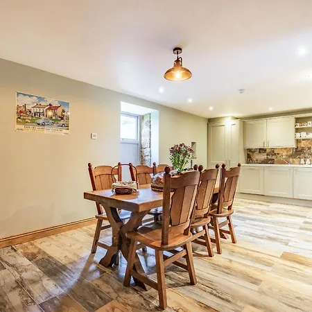 Meadowsweet ويتبي