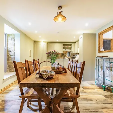 Meadowsweet ويتبي