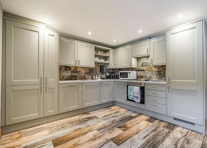 Meadowsweet * ويتبي